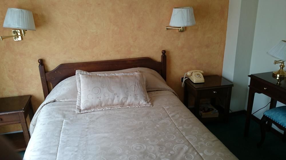 Hotel Florida อัมบาโต ภายนอก รูปภาพ